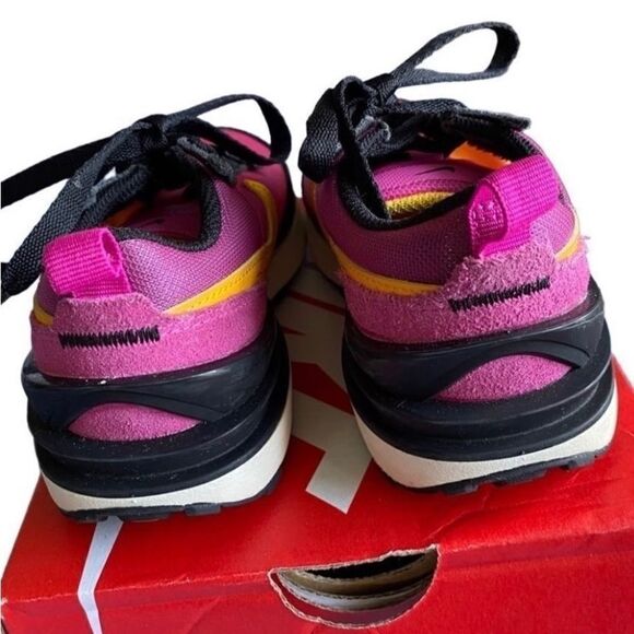 Nike youth Wafle one ps Activa, fuchsia university, pink casual sneaker S/12 ￼ - Picture 6 of 7